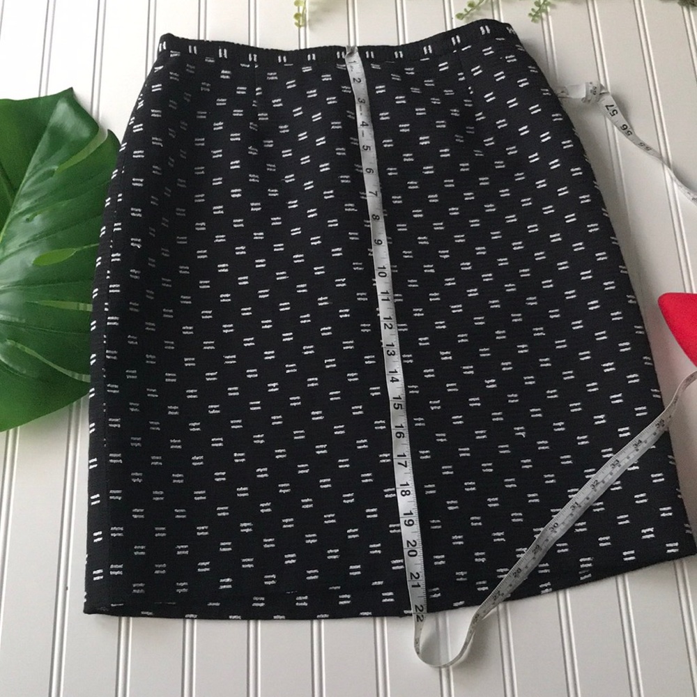 Nina McLemore Black white accent pencil skirt - Picture 5 of 8